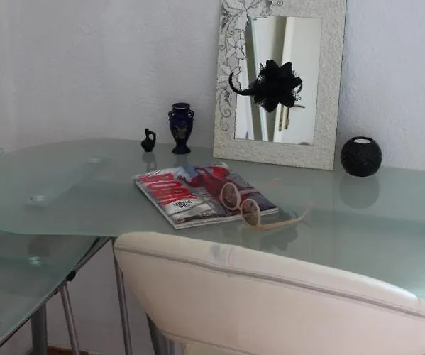 D&d Drvenik (Split-Dalmatia)